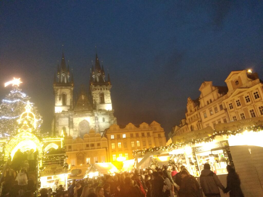 Traditions tchèques de Noël, chants de Noël, Noël à Prague